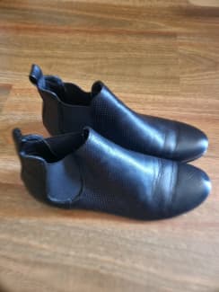 Corelli hot sale boots prices