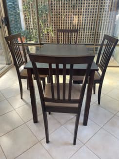 second hand 4 seater dining table