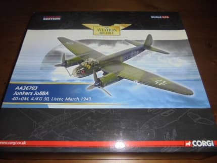 corgi diecast aircraft