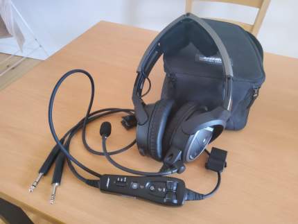 aviation headset Headphones Earphones Gumtree Australia Free