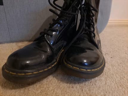 used doc martens womens 8