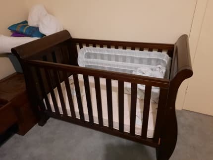 Boori country hotsell sleigh cot