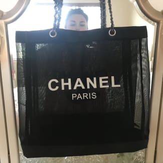 CHANEL White Paper SHopping Bag (Small Size), Accessories, Gumtree  Australia Gold Coast City - Molendinar