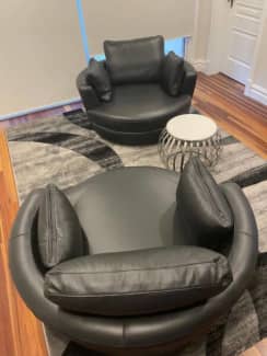 Plush snuggle chair discount gumtree