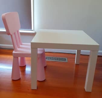 gumtree childrens table and chairs