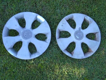 Holden barina outlet hubcaps