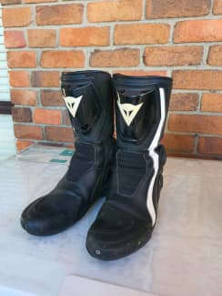 Dainese giro hotsell st boots