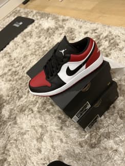 nike air jordan 1 bred toe