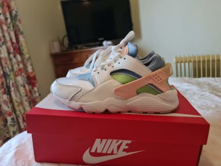 Huaraches size clearance 10