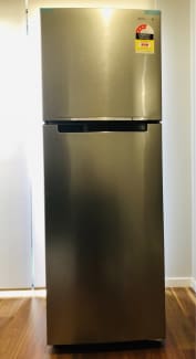 samsung 364l top mount fridge freezer black sr397btc