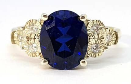 Michael hill blue store sapphire ring