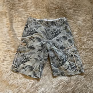 Mens cargo best sale shorts size 32