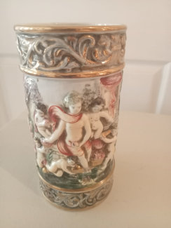 Capodimonte Italian wall pocket/vase store indoor fountain