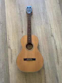 second hand parlour guitar