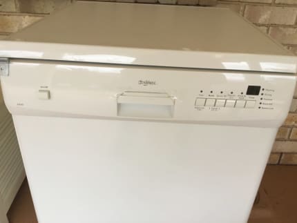 Dishlex dsf6106 clearance freestanding dishwasher