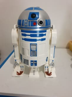 Star Wars R2-D2 Popcorn Bucket and Drink Stein