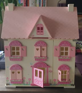 Deluxe rosebud dolls house 2024 with furniture