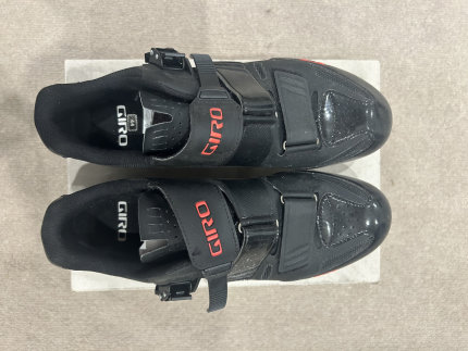 Gumtree cycling shoes online