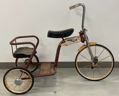 antique 3 wheel bicycle