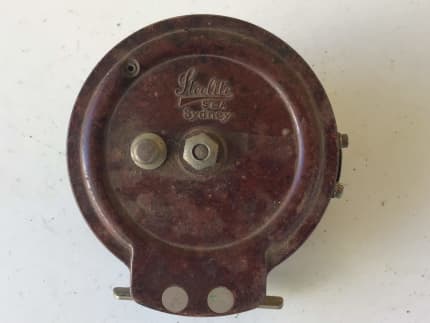 VINTAGE ANTIQUE OLD BAKELITE STEELITE S & A SYDNEY FISHING REEL