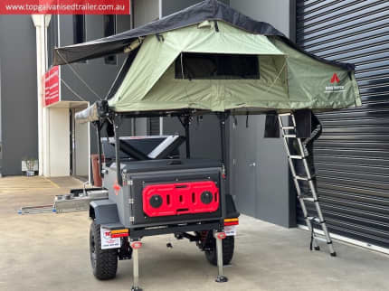 Off road trailer clearance with roof top tent