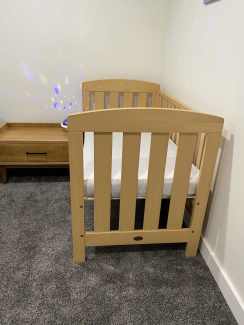 Baby cots for sale epping best sale