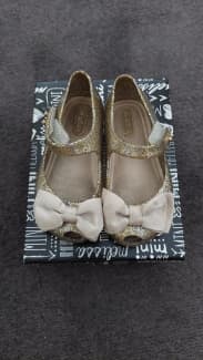 Used mini hot sale melissa shoes