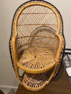 2 seater rattan chair