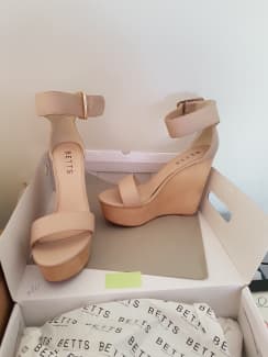 Betts 2024 nude wedges