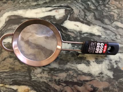 OXO Good Grips 3 in./7.6 cm Mini Strainer