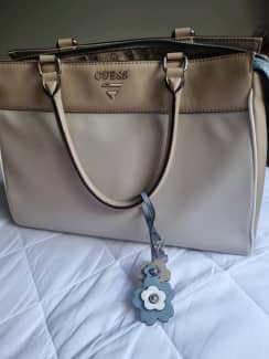 Silver/gold guess handbag, Bags, Gumtree Australia Tuggeranong -  Wanniassa