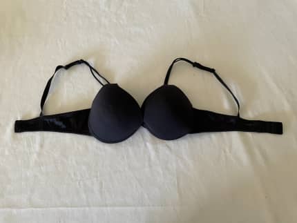 Bras in 34EE for Intimo