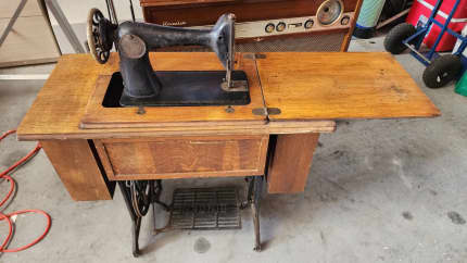 singer sewing machine table  Antiques, Art & Collectables