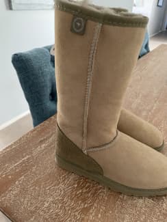 ugg boots robina