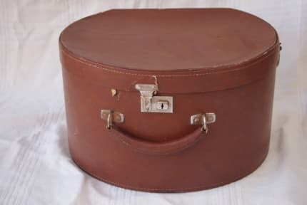 Old Vintage Hat CaseBox