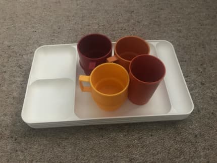 Tupperware Vintage Measuring Cup Set for Sale in Mount Prospect