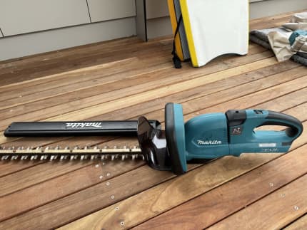 Makita hedge trimmer online 36v