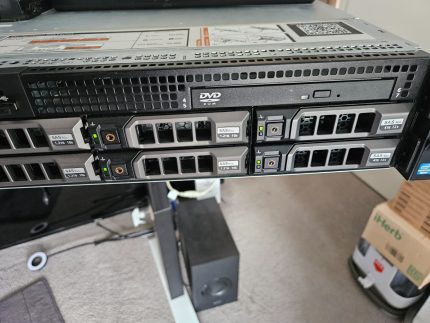 DELL PowerEdge T420 RAM 96GB HDD 2TB×2 DELL PowerEdge T420 RAM