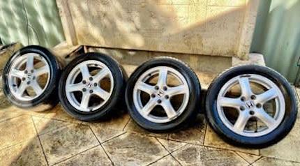5 55 R16 Tyre In Perth Region Wa Wheels Tyres Rims Gumtree Australia Free Local Classifieds