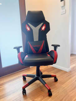 Typhoon pro outlet gaming chair black