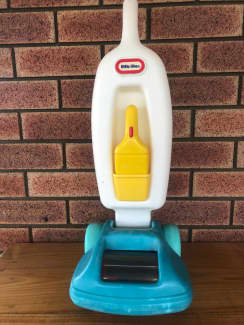 little tikes roll n pop vacuum