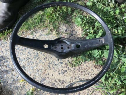 Hr holden steering deals wheel