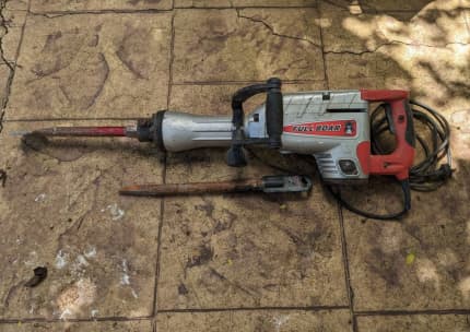 Makita jack hammer hotsell bunnings