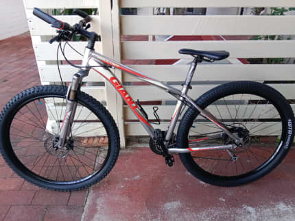 giant boulder 29er