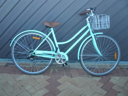 Womens 70cm holland vintage best sale cruiser bike