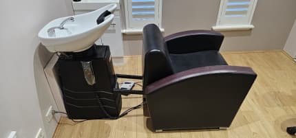 Salon chairs gumtree hot sale