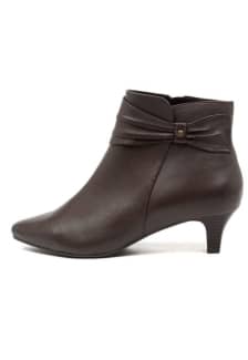 Diana ferrari best sale lovington boots