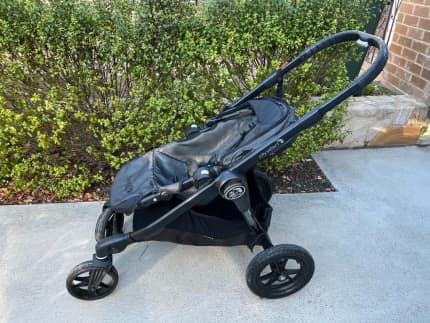 Gumtree baby jogger city select hotsell