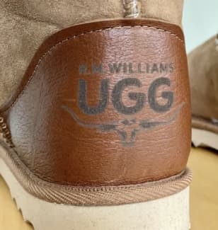 Rm williams 2025 ugg boots