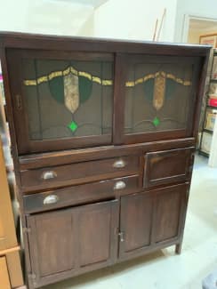 Leadlight store kitchen dresser